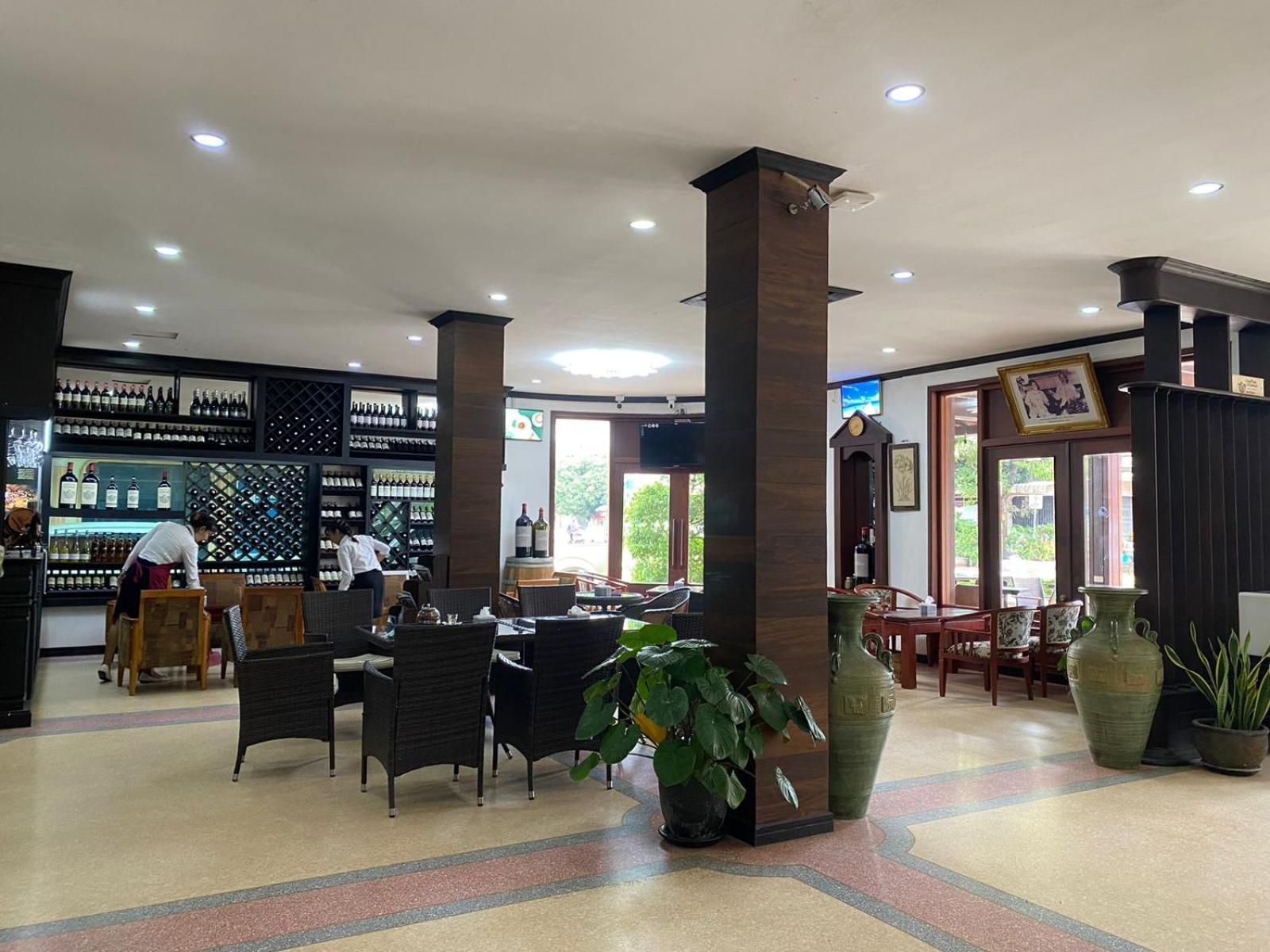 Subinh Hotel And Restaurant 빡세 외부 사진